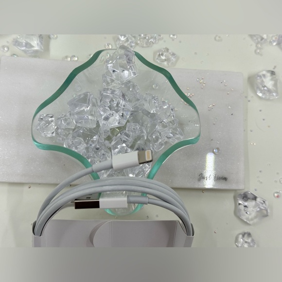 🌟 Apple Brand Lightning Cable - Picture 3 of 7